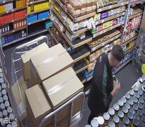 le suivi du travail des employés.